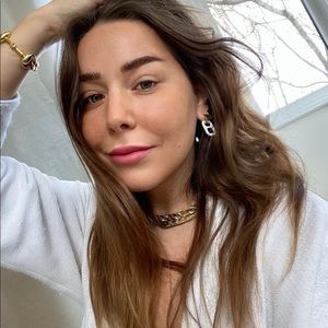 ✨HRH Collection✨ Diet Soda Earrings 🥤 in White ☁️